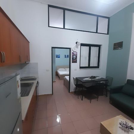 Appartamento Mucaj House Vlorë Esterno foto
